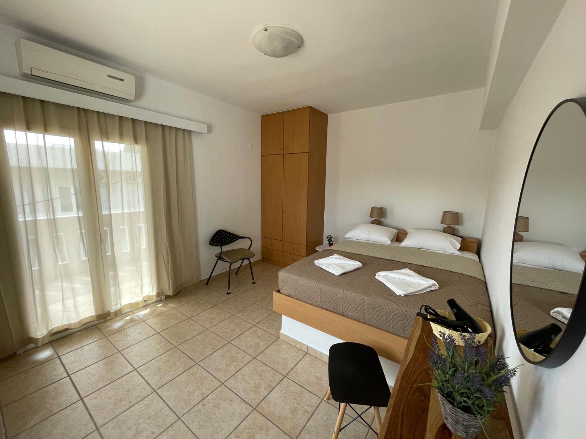 Mini Art Apartment